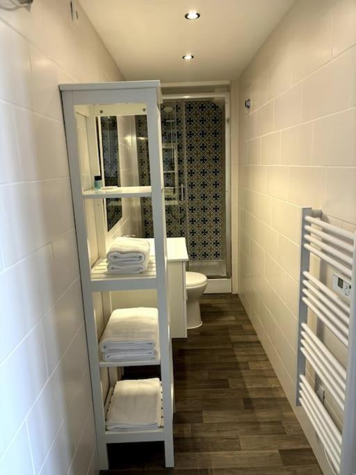 Au Cabinet Childeric Apartment Tournai Exterior photo